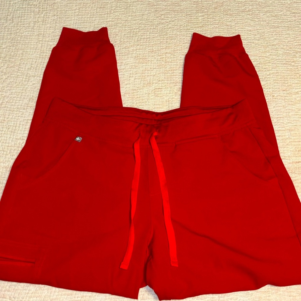 Women’s Figs Zamora joggers (limited edition)